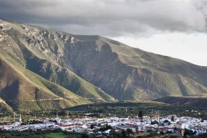 Lee más sobre el artículo Curso presencial sobre El Comunal en Órgiva, Alpujarras de Granada.